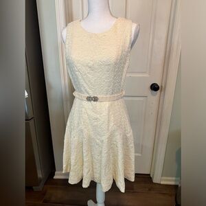 NWT Cupcakes & Cashmere cream fit and flare lace dress ornate belt size medium